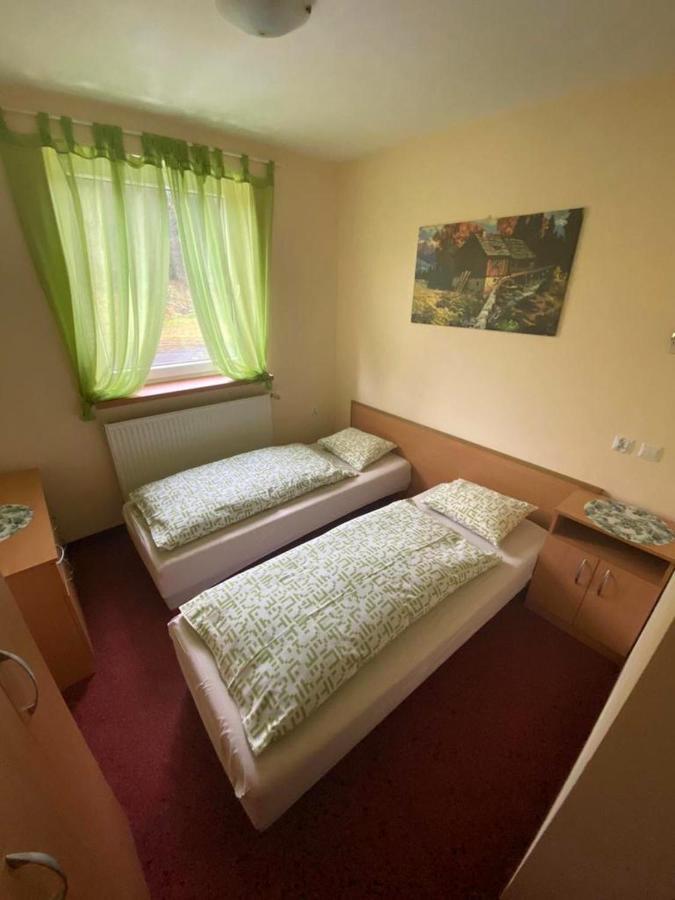 Agroturystyka Kapellanka - Kraina Wygaslych Wulkanow Wojcieszów Екстериор снимка